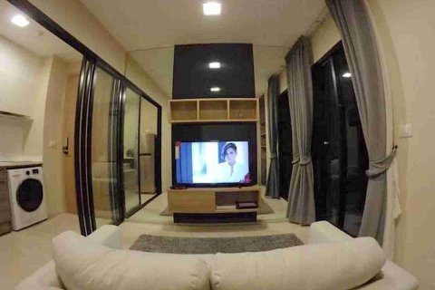 Condominio de 1 dormitorio en Bangkok, Tailandia № 183429 - foto 7