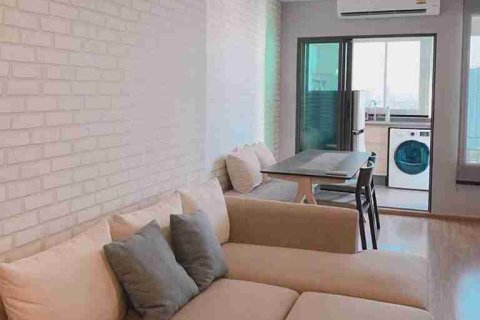 Condominio de 1 dormitorio en Thonburi, Bangkok, Tailandia № 183428 - foto 7