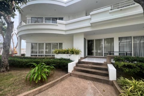 Condominio de 7 dormitorios en Pran Buri, Tailandia № 158918 - foto 2