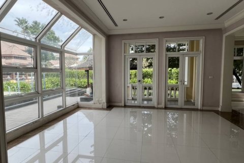 Casa de 7 dormitorios en Lat Phrao, Bangkok, Tailandia № 146958 - foto 5