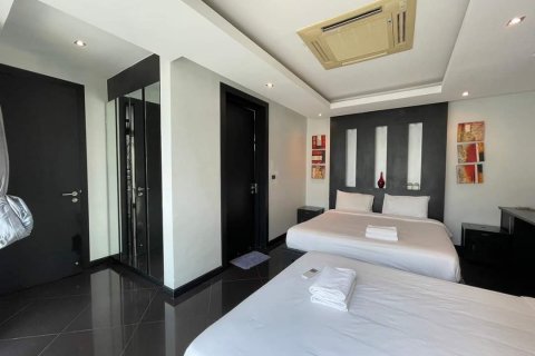 Chalet de 3 dormitorios en Pattaya, Tailandia № 133843 - foto 8