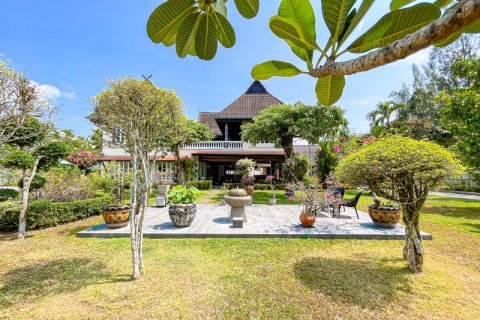 Chalet de 4 dormitorios en Phuket, Tailandia № 133844 - foto 9