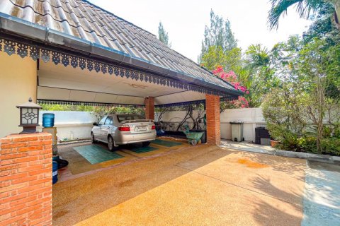 Chalet de 4 dormitorios en Phuket, Tailandia № 133844 - foto 8