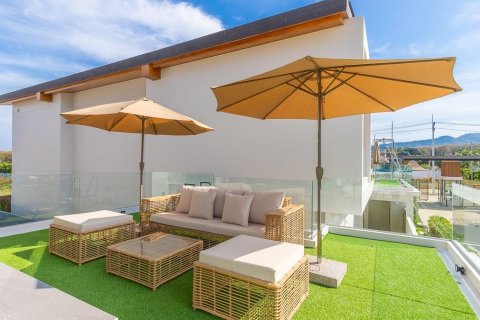 Chalet de 3 dormitorios en Phuket, Tailandia № 133846 - foto 23