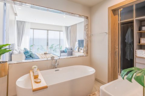 Chalet de 3 dormitorios en Phuket, Tailandia № 133846 - foto 16