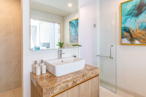 Chalet de 3 dormitorios en Phuket, Tailandia № 133846 - foto 8