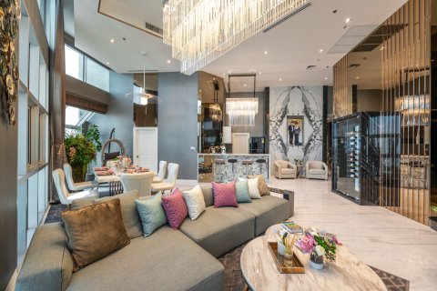 Condominio de 2 dormitorios en Bangkok, Tailandia № 154560 - foto 2