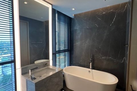 Condominio de 2 dormitorios en Bangkok, Tailandia № 154559 - foto 13