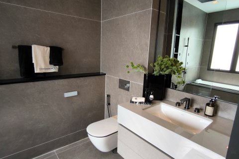 Chalet de 6 dormitorios en Bangkok, Tailandia № 165458 - foto 19