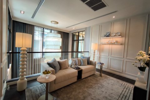 Chalet de 6 dormitorios en Bangkok, Tailandia № 165458 - foto 5