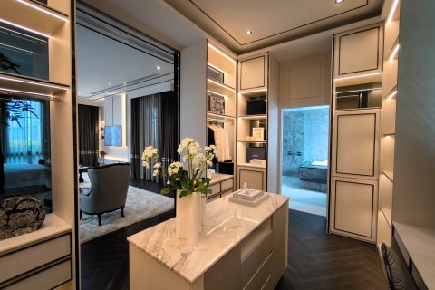 Chalet de 6 dormitorios en Bangkok, Tailandia № 165458 - foto 8