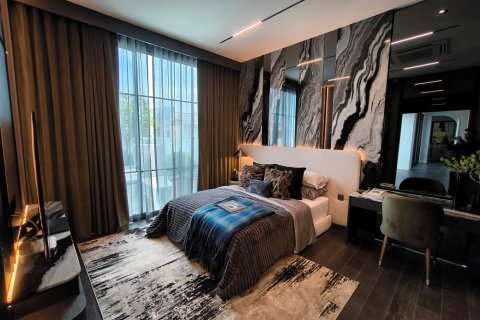 Chalet de 6 dormitorios en Bangkok, Tailandia № 165458 - foto 15