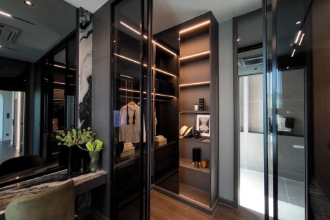 Chalet de 6 dormitorios en Bangkok, Tailandia № 165458 - foto 18