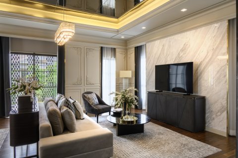 Chalet de 6 dormitorios en Bangkok, Tailandia № 165454 - foto 10
