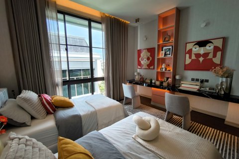 Chalet de 6 dormitorios en Bangkok, Tailandia № 165457 - foto 27
