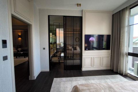 Chalet de 6 dormitorios en Bangkok, Tailandia № 165457 - foto 7