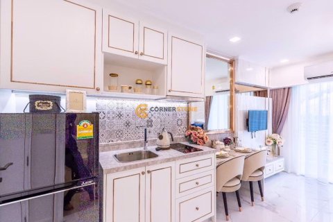 Condominio de 1 dormitorio en Jomtien Beach, Pattaya, Tailandia № 204960 - foto 4