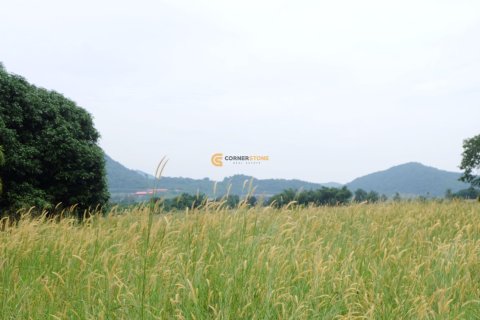 Terreno en Bang Sare, Tailandia № 204964