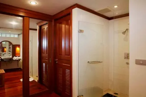 Chalet de 2 dormitorios en Patong, Tailandia № 190755 - foto 14