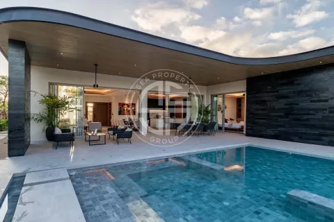 Villa in Phuket, Thailand 3 Schlafzimmer № 190759