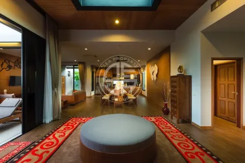 Chalet de 3 dormitorios en Rawai, Tailandia № 190756 - foto 4