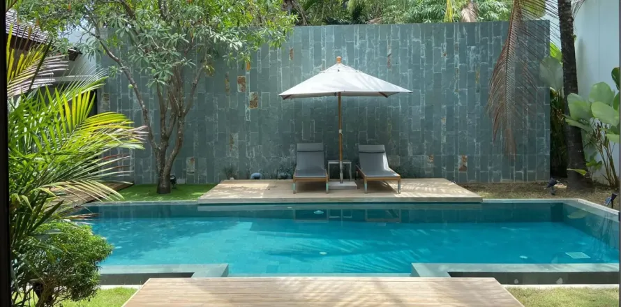 Chalet de 3 dormitorios en Phuket, Tailandia № 190753