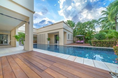 Chalet de 4 dormitorios en Phuket, Tailandia № 164705 - foto 4
