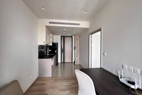 Condo in Bangkok, Thailand, 1 bedroom  № 65413