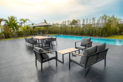 Chalet de 5 dormitorios en Hua Hin, Tailandia № 156361 - foto 8