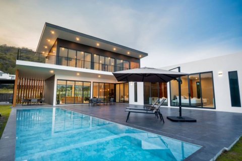 Villa in Hua Hin, Thailand 5 Schlafzimmer № 156361