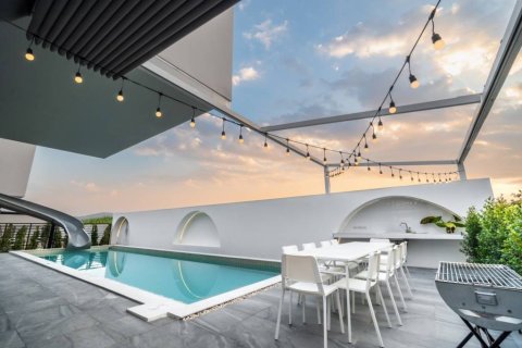 Chalet de 4 dormitorios en Hua Hin, Tailandia № 156358 - foto 8