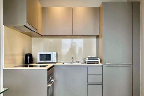 Condominio de 1 dormitorio en Pathum Wan, Bangkok, Tailandia № 74409 - foto 4