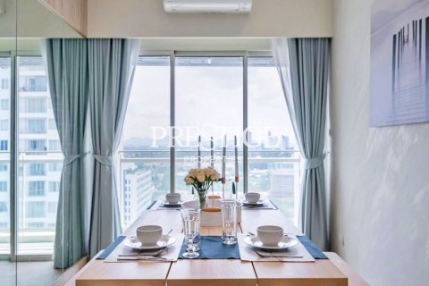 Condo in Pattaya, Thailand, 3 bedrooms № 198685 - photo 7
