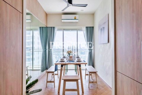 Condo in Pattaya, Thailand, 3 bedrooms № 198685 - photo 6