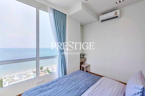 Condo in Pattaya, Thailand, 3 bedrooms № 198685 - photo 13
