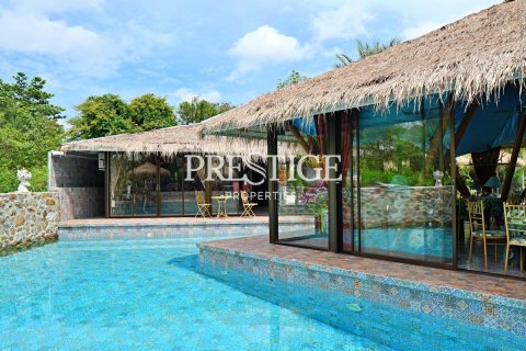 Propriété commerciale à Pattaya, Thaïlande 2000 m2 № 198687 - photo 21