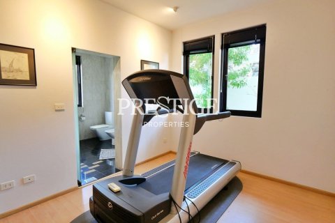 House in Pattaya, Thailand 3 bedrooms № 198689 - photo 29