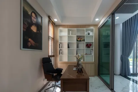 Chalet de 6 dormitorios en Pattaya, Tailandia № 155720 - foto 15