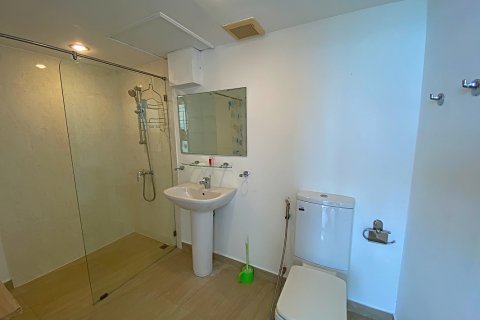 Condominio de 2 dormitorios en Pran Buri, Tailandia № 168625 - foto 13