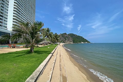 Condominio de 2 dormitorios en Pran Buri, Tailandia № 168625 - foto 29