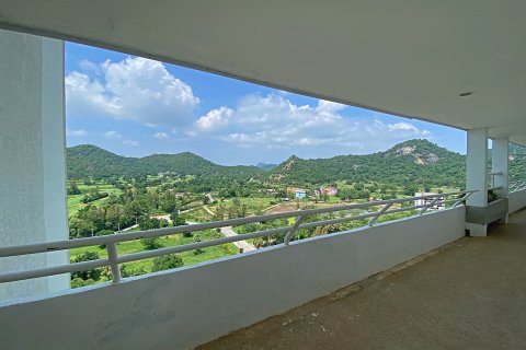 Condominio de 3 dormitorios en Pran Buri, Tailandia № 168626 - foto 3