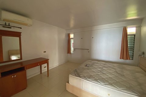 Condominio de 3 dormitorios en Pran Buri, Tailandia № 168626 - foto 25