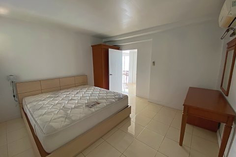 Condominio de 3 dormitorios en Pran Buri, Tailandia № 168626 - foto 26