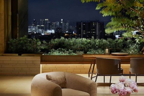 Dúplex de 3 dormitorios en Bangkok, Tailandia № 180595 - foto 21