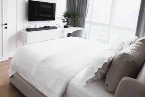 Ático de 3 dormitorios en Bangkok, Tailandia № 180590 - foto 6