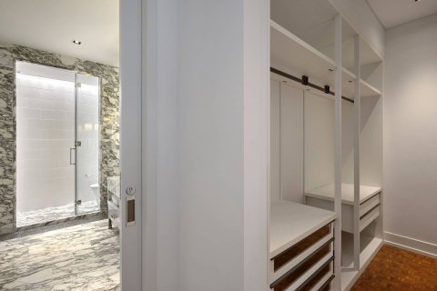 Condominio de 2 dormitorios en Bangkok, Tailandia № 180591 - foto 17