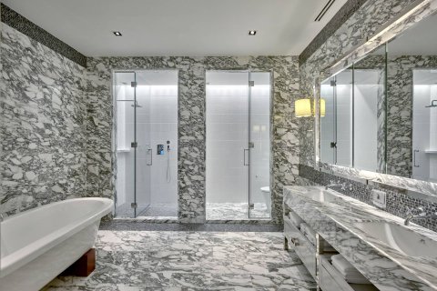 Condominio de 2 dormitorios en Bangkok, Tailandia № 180591 - foto 20