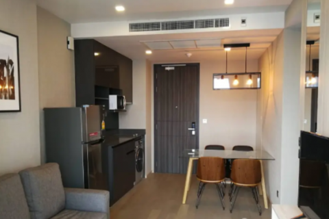 Condo à Watthana, Bangkok, Thaïlande, 2 chambres  № 138726