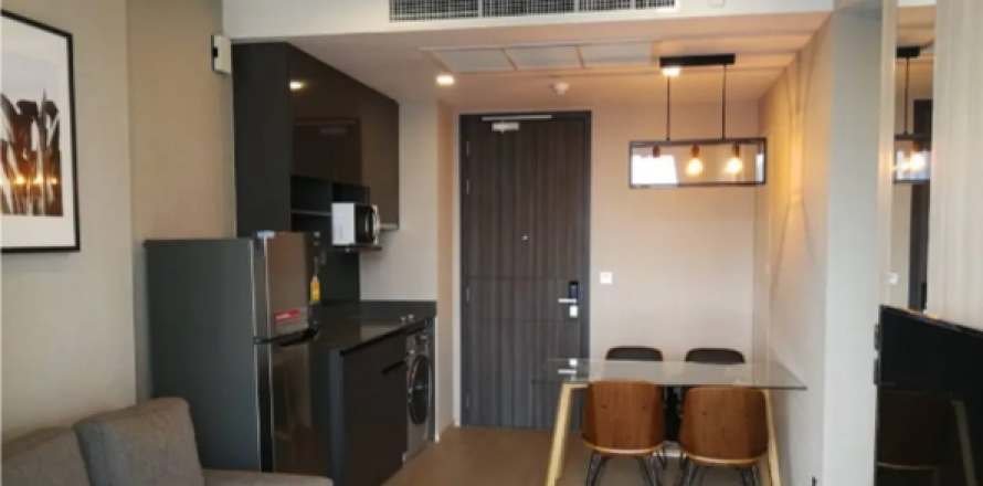 Condominio de 2 dormitorios en Watthana, Bangkok, Tailandia № 138726