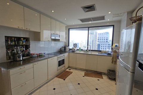 Condo à Watthana, Bangkok, Thaïlande, 3 chambres № 201225 - photo 10